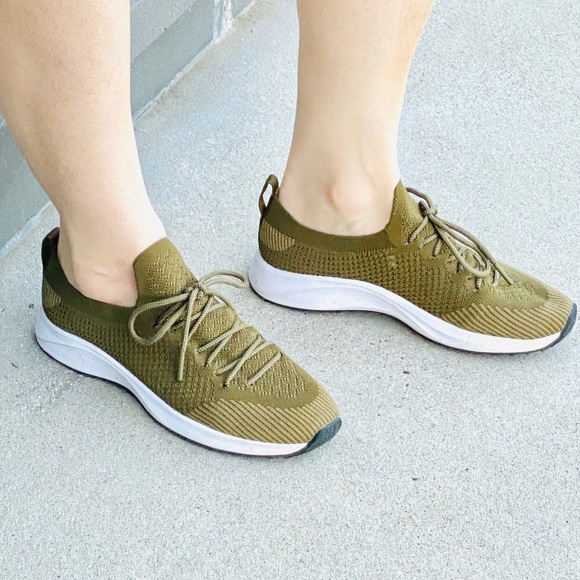 Native Shoes - NATIVE mercury knit sneakers lace up athletic shoe
